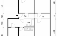 Grundriss einer 4-Zimmer-Wohnung mit Küche, Bad und Fluren, ideal für modernes Wohnen.